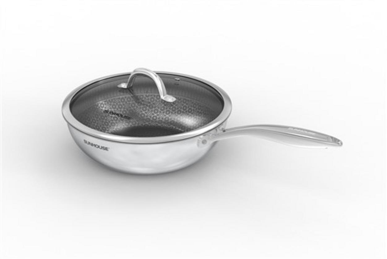 Đáy từ liền bắt từ nhanh, phù hợp bếp từ hiện đại.