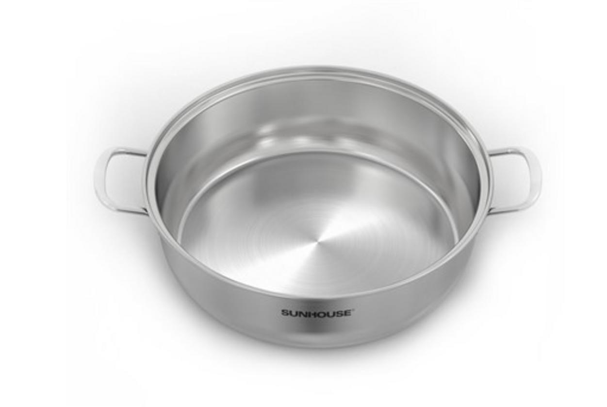 Đáy từ: dùng được trên mọi loại bếp, đặc biệt hiệu quả trên bếp từ.