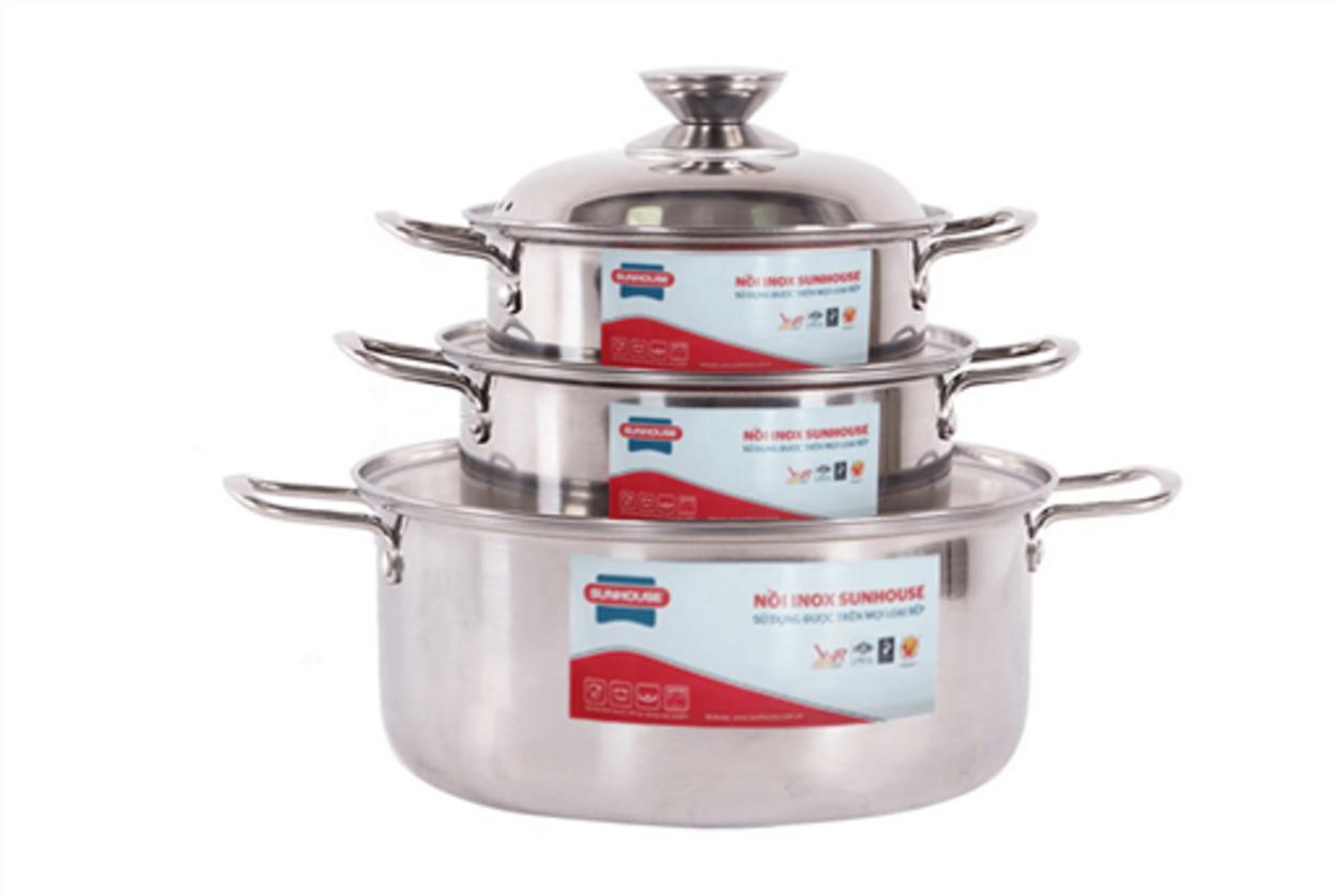 Bộ nồi inox 1 đáy SUNHOUSE SH224 (16-18-24 cm) — nấu nhanh, dễ vệ sinh.