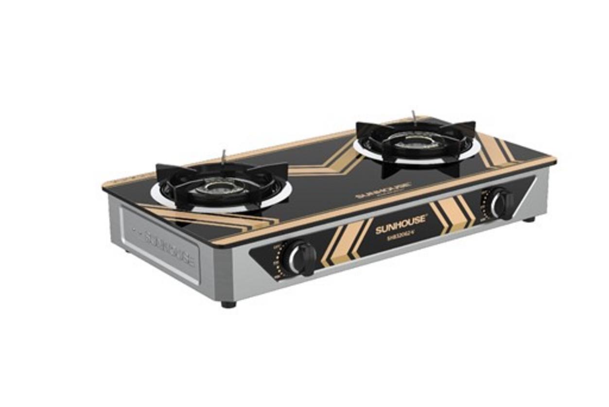 Bếp gas dương kính Sunhouse SHB32062‑V — nấu nhanh, lửa xanh, mặt kính dễ lau chùi.