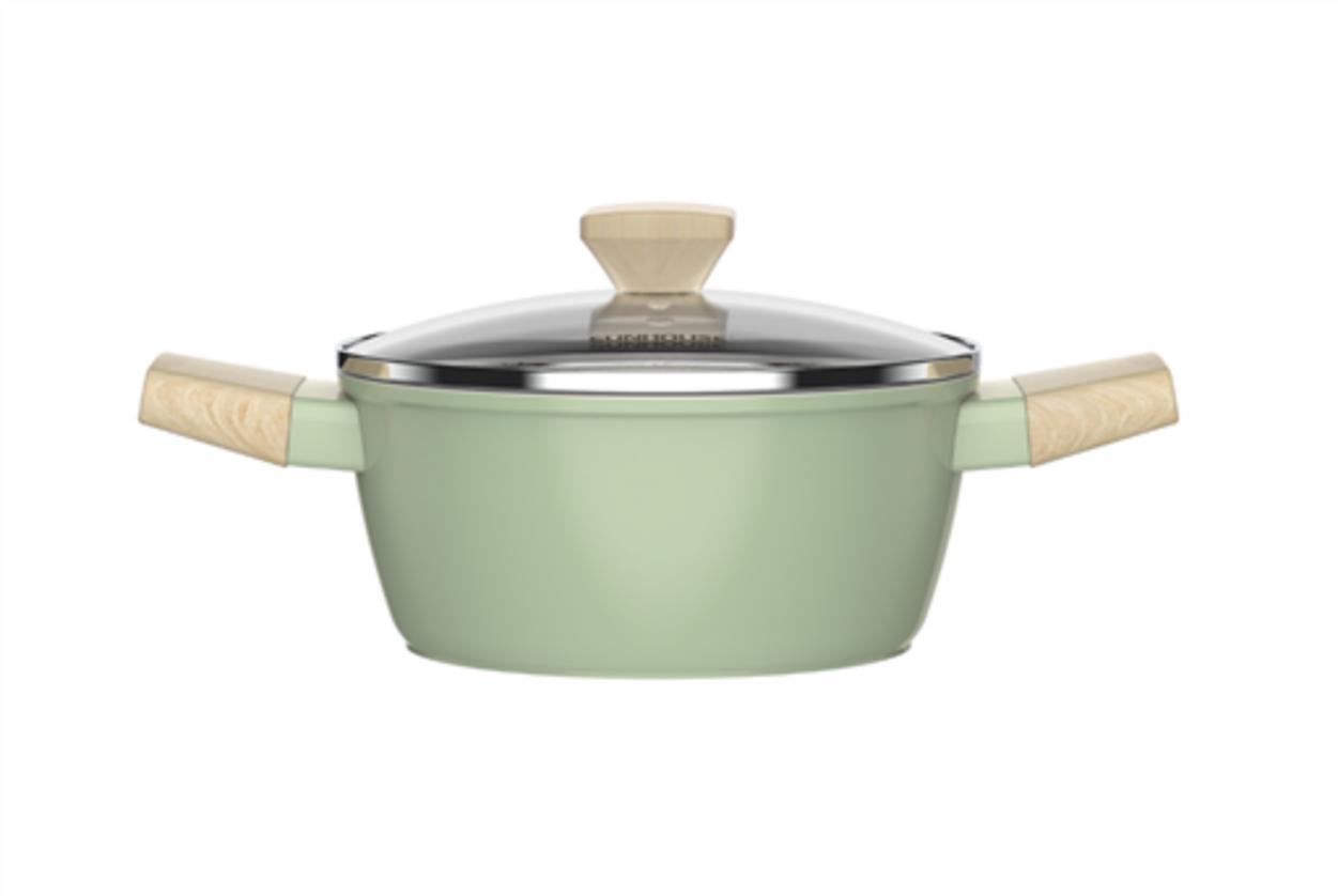 Quánh 18cm, Nồi 20cm và Nồi 24cm — phù hợp mọi món ăn gia đình.