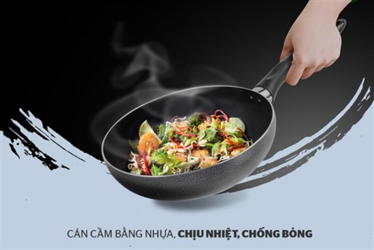Lòng sâu ~6.8–7 cm — phù hợp cho chiên ngập dầu và xào nhiều.