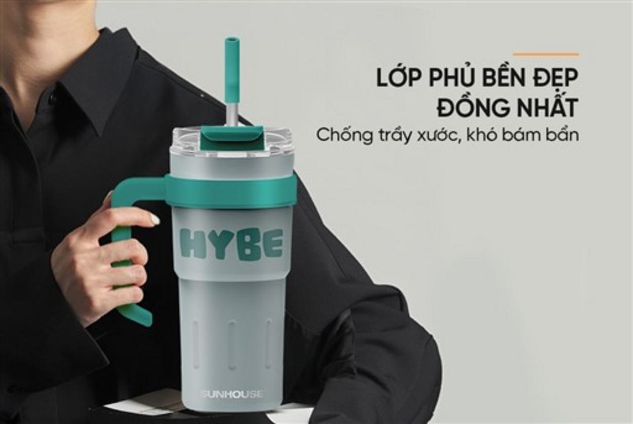 Miệng rộng, dung tích 750ml — tiện dụng cho mọi hoạt động.