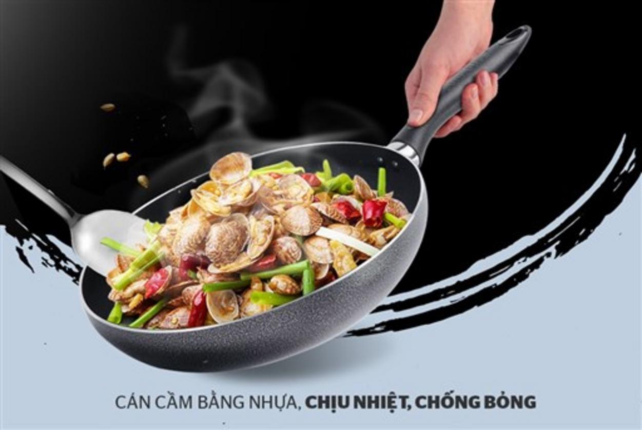 Quai đinh tán + nhựa cách nhiệt — an toàn khi sử dụng.