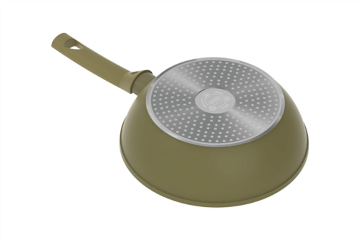 Thân nhôm dày + đáy inox 430 tương thích bếp từ — truyền nhiệt nhanh, chín đều.