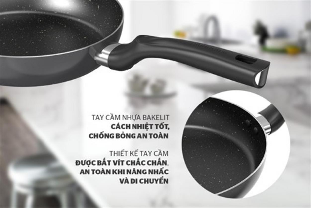 Thân chảo nhôm tấm 2.1mm — truyền nhiệt nhanh, chín đều.