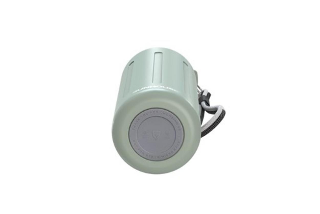 Cách nhiệt chân không giúp giữ nóng/lạnh tới 10–12 giờ — dùng cả ngày không lo nguội.