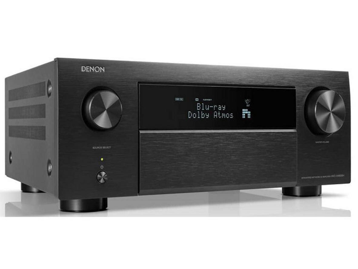 4 đường ra subwoofer cho bass đều khắp phòng