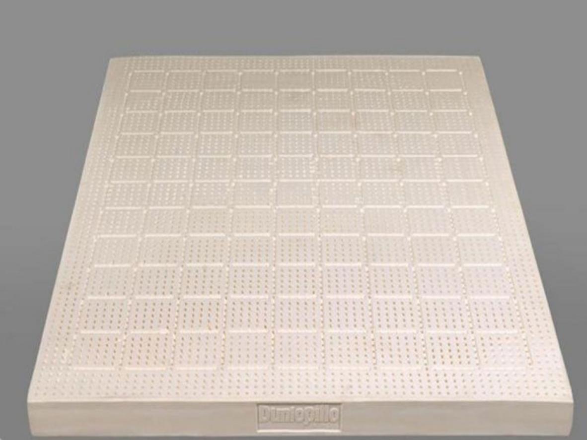 Airtech: lỗ thoát nhiệt lớn giúp ngủ mát hơn.