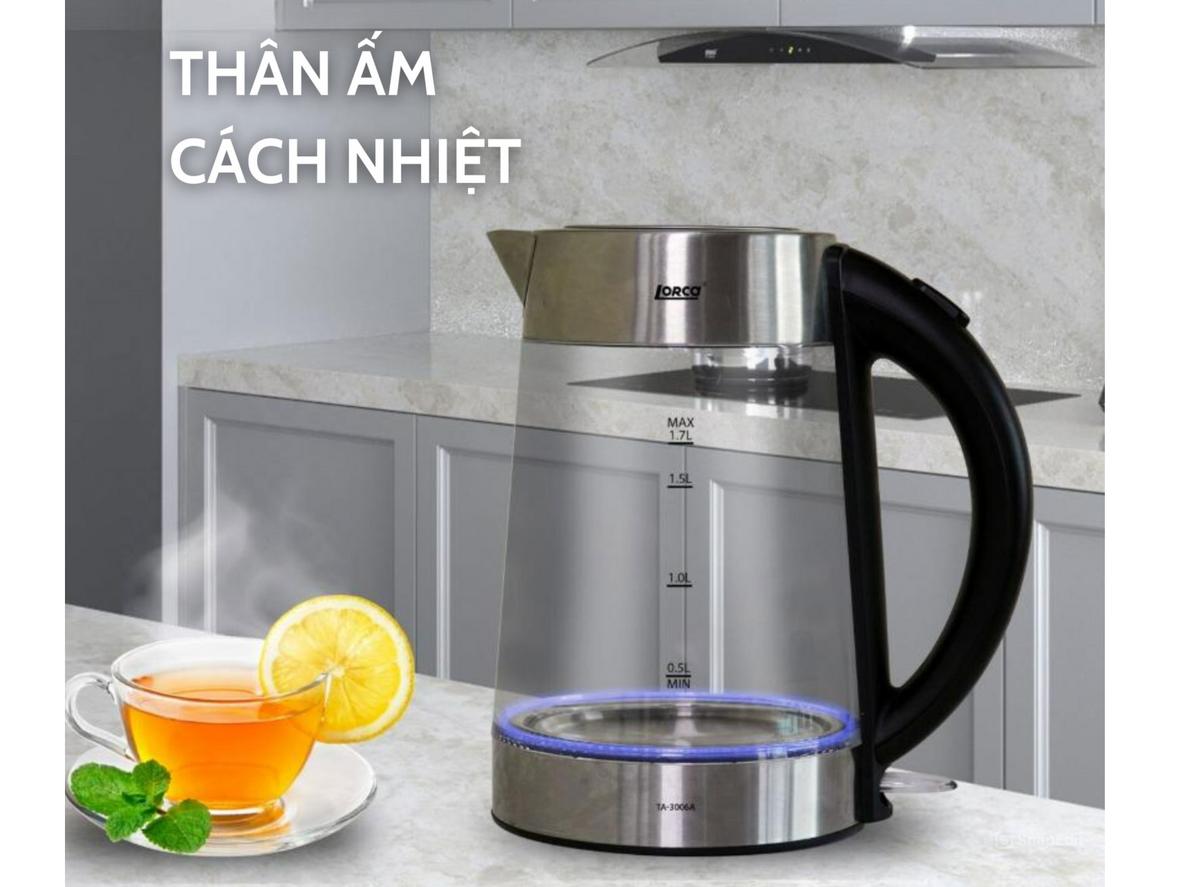 Đế xoay 360° và thước đo mực nước