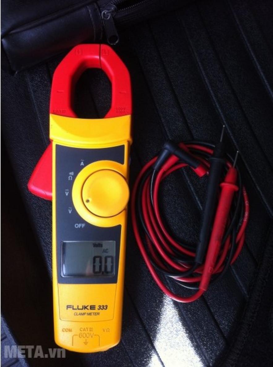 Đầu kẹp lớn Ø30.5 mm phù hợp dây dẫn lớn