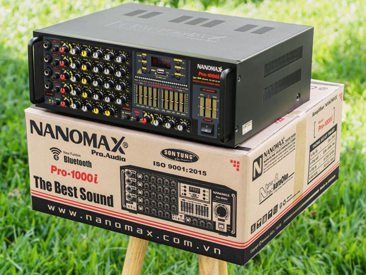 Bluetooth 5.0 và 4 cổng mic cho trải nghiệm hát nhóm.