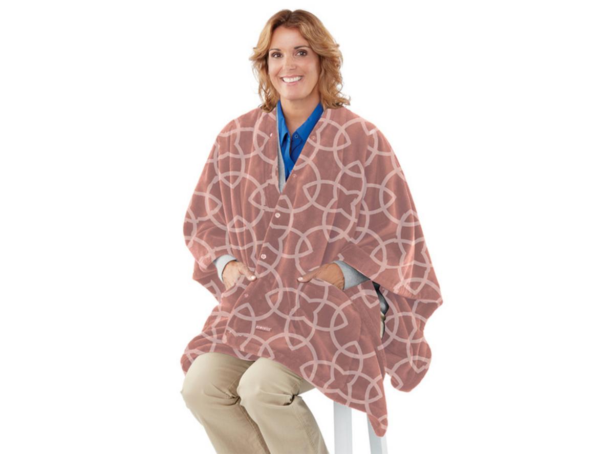 Tổng quan Áo choàng massage và làm ấm không dây Homedics HCM‑T210