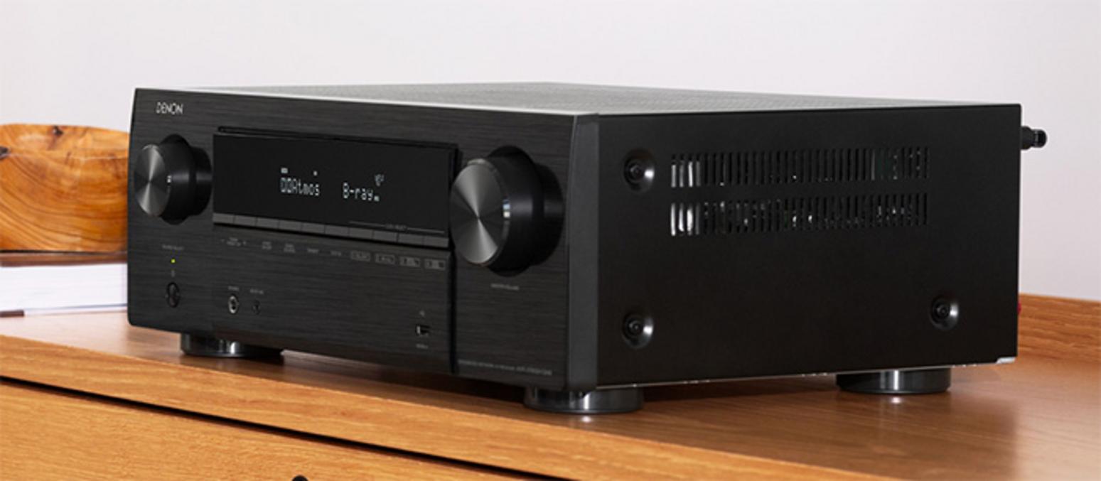 Dolby Atmos và Audyssey MultEQ XT tối ưu cho phòng khách.