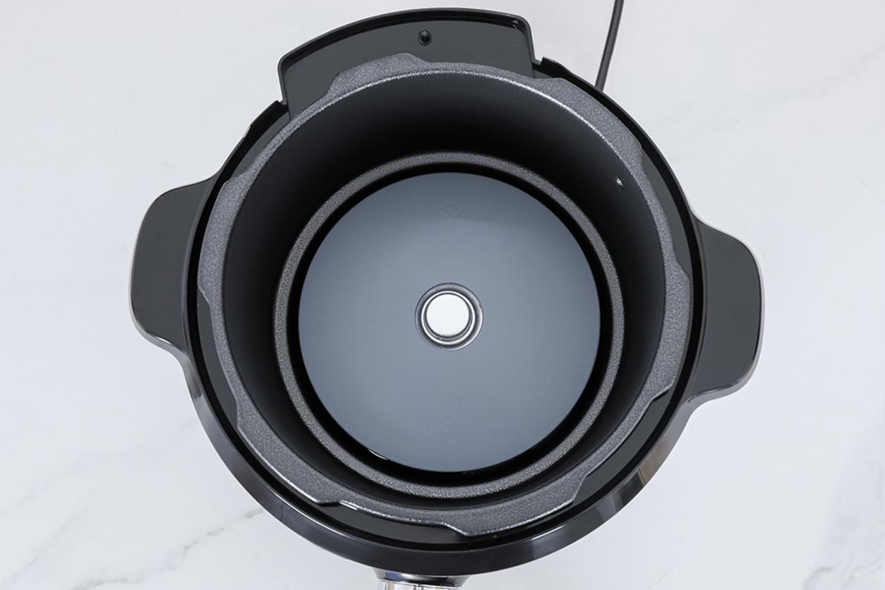 Bảng điều khiển núm vặn tiếng Việt, thân thiện với mọi lứa tuổi