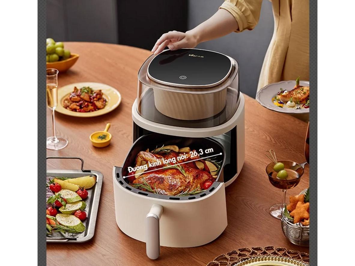 Lòng nồi chống dính và khay tháo rời dễ vệ sinh