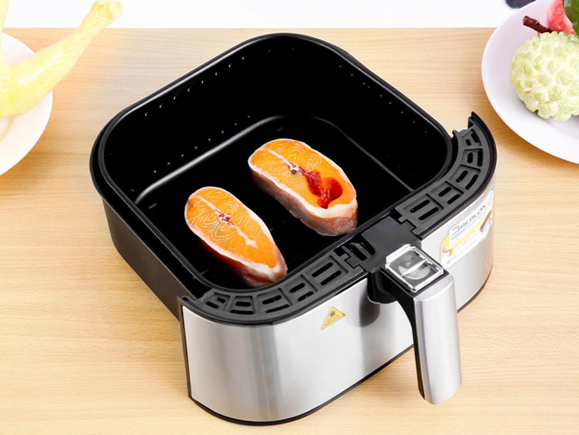 Dung tích 5.5 lít phù hợp gia đình 3–5 người