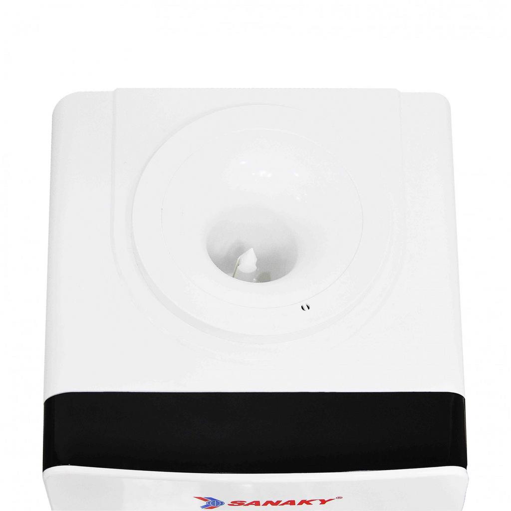 Lạnh sâu ~6–10°C và bình lạnh 3L — giải nhiệt ngay.