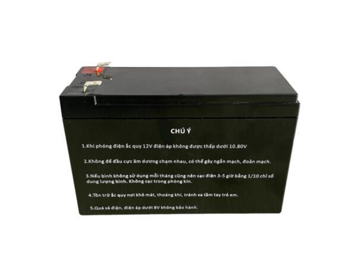 AGM (VRLA) kín khí - miễn bảo dưỡng, an toàn cho nhà có trẻ em.