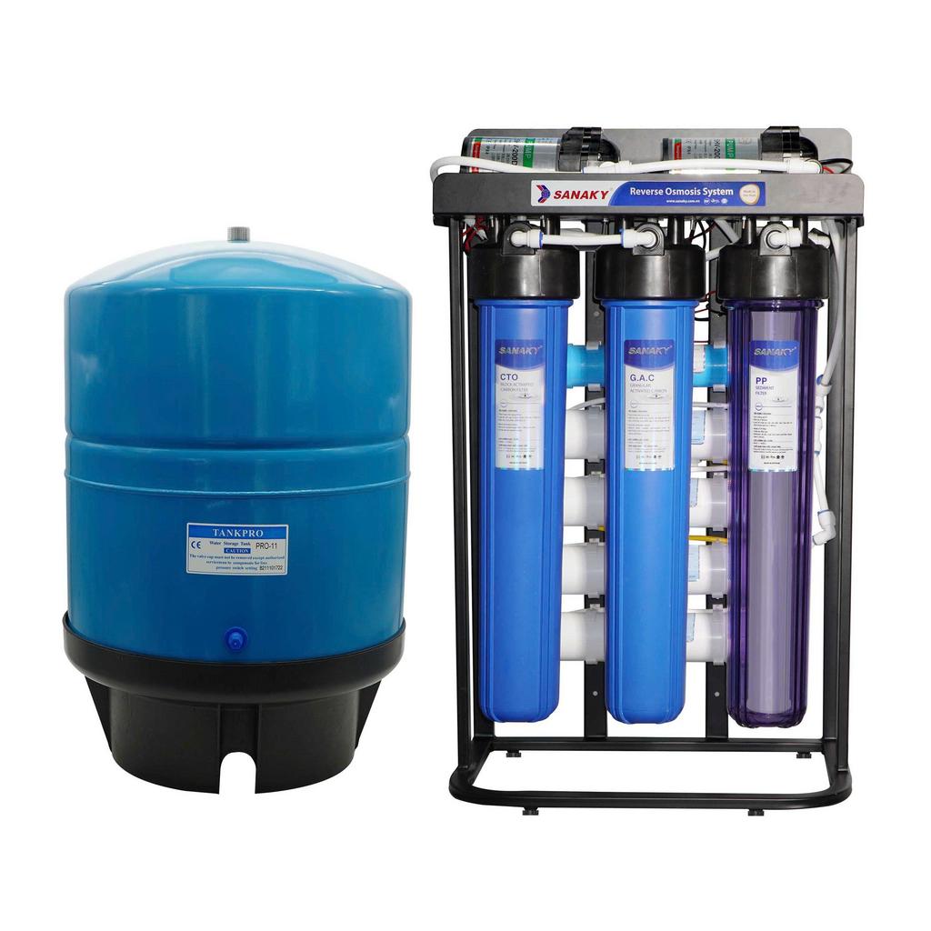 Công suất cao với 4 màng RO Vanochem