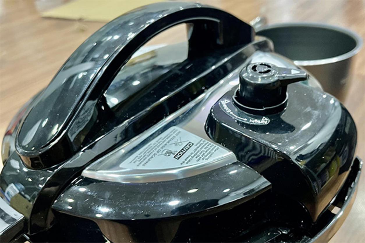 Công suất 950W — nấu nhanh, tiết kiệm thời gian