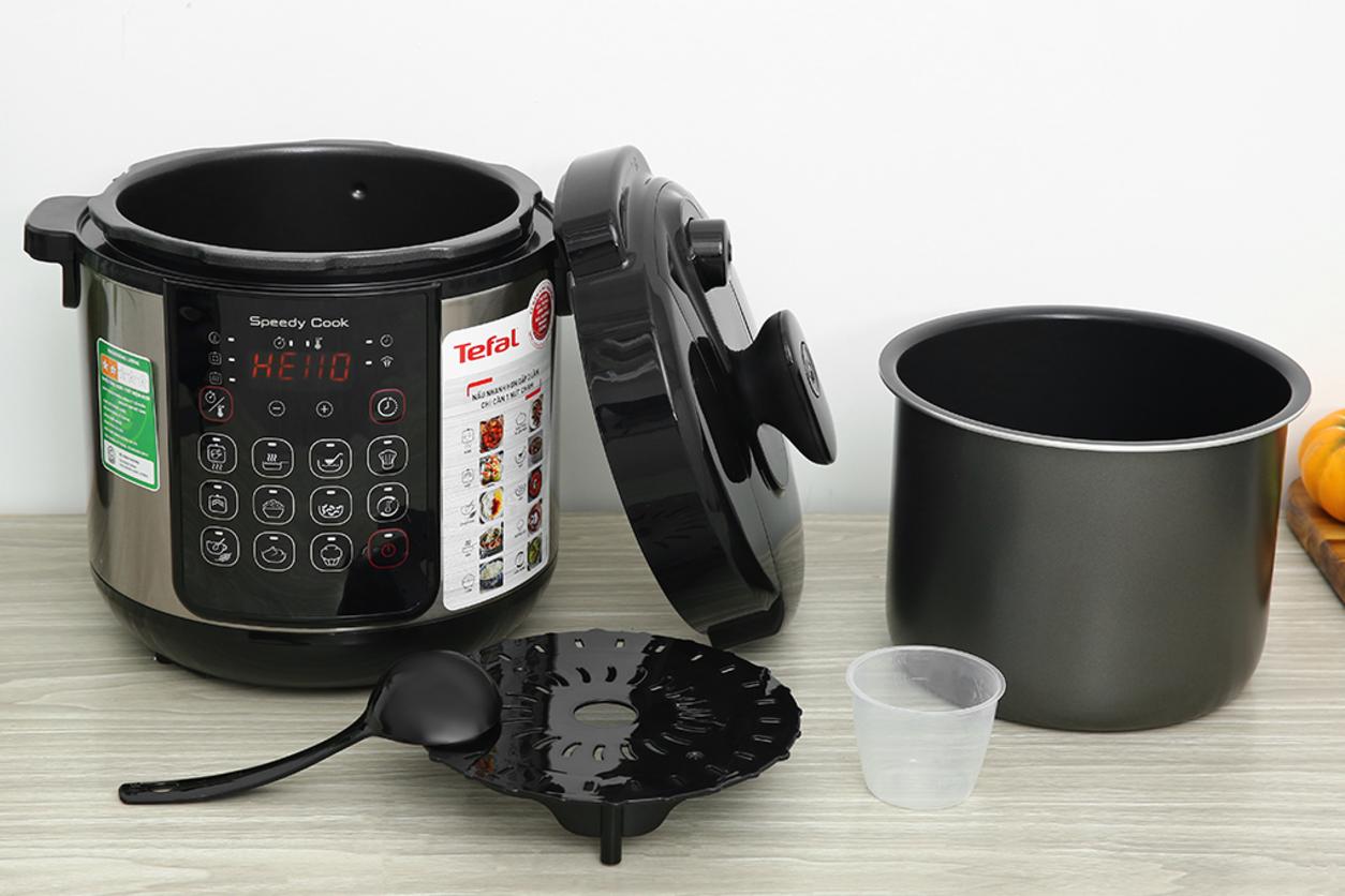 12 chương trình nấu và phụ kiện đi kèm