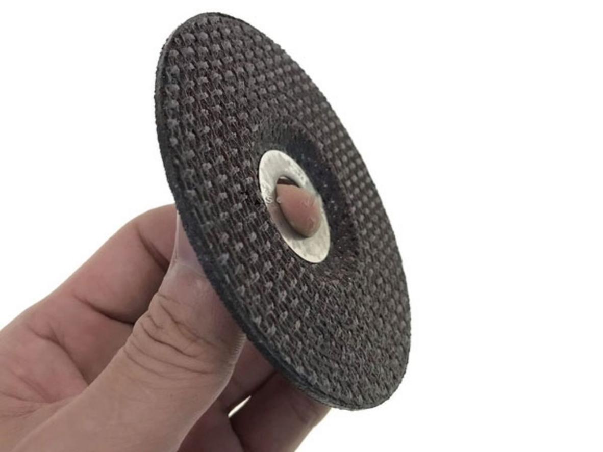 Độ dày mỏng 2.2 mm cho đường cắt chính xác