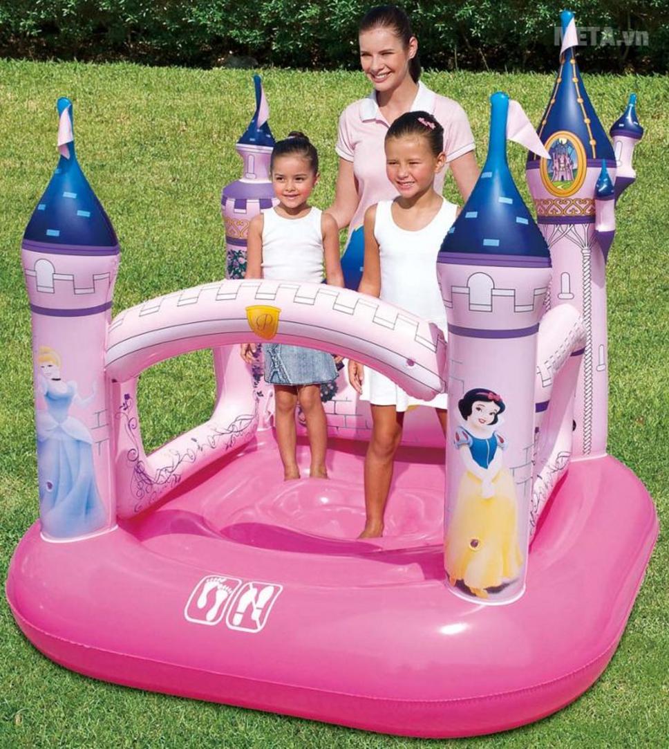 Kích thước thực tế và ví dụ về không gian chơi cho bé.