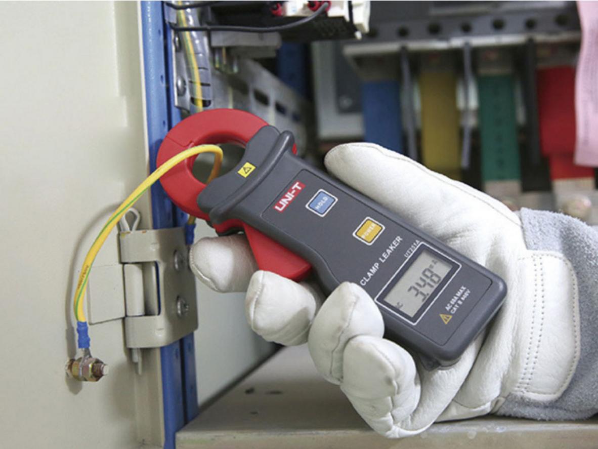 LCD 4 chữ số rõ ràng + Peak/Data Hold cho thao tác hiện trường.