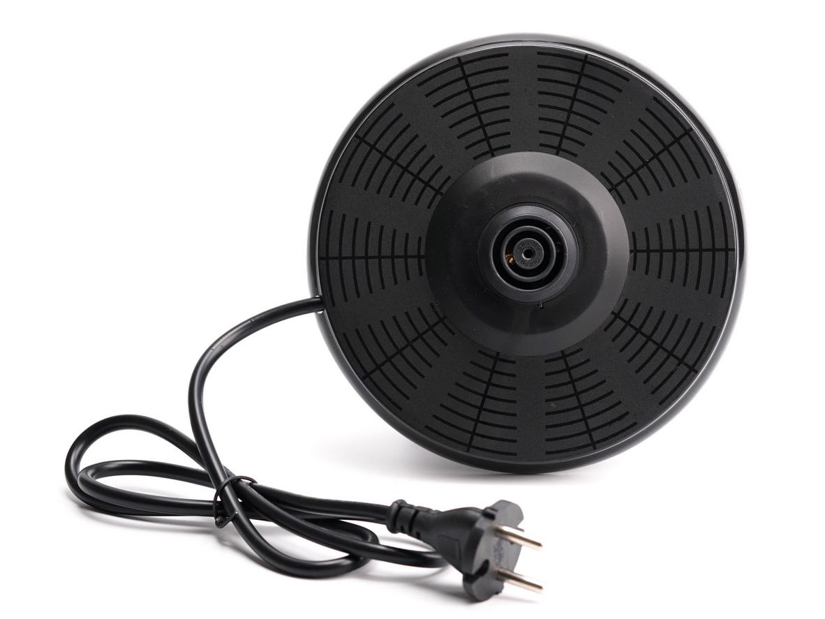 Đun sôi nhanh với công suất 1500W