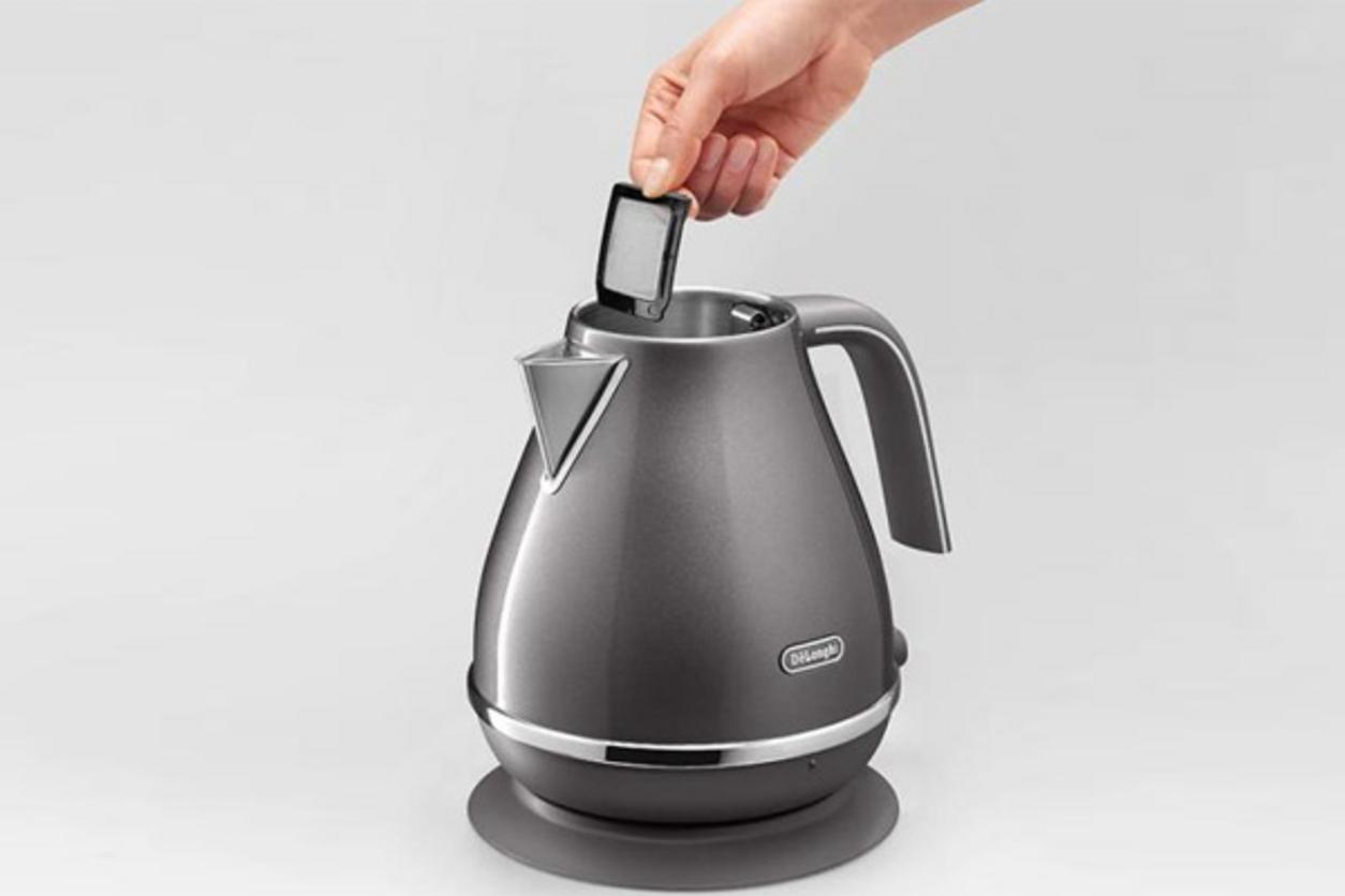 Đun sôi nhanh: 2000W giúp nước sôi trong thời gian ngắn cho 1.7L.