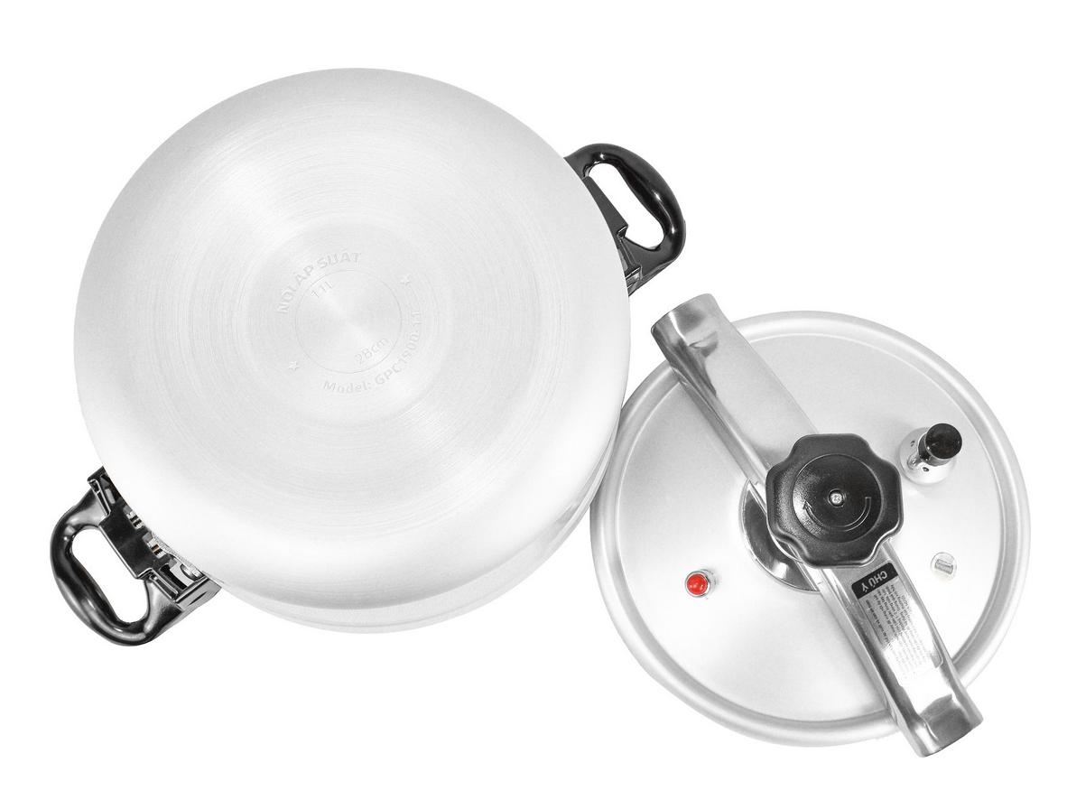 Dung tích 11 lít phù hợp gia đình 6-8 người