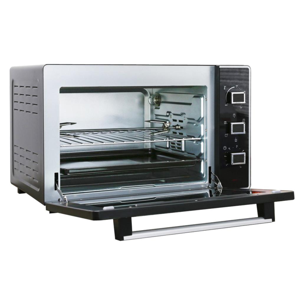 50L + xiên quay — phù hợp gà nguyên con và khay bánh lớn.