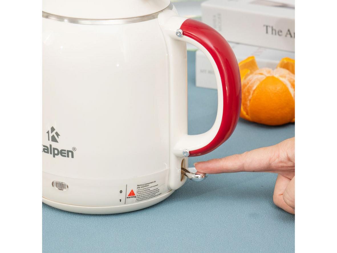 Hướng dẫn vệ sinh nhanh: khử cặn bằng dấm/chanh, lau vỏ ngoài, bảo quản đế.