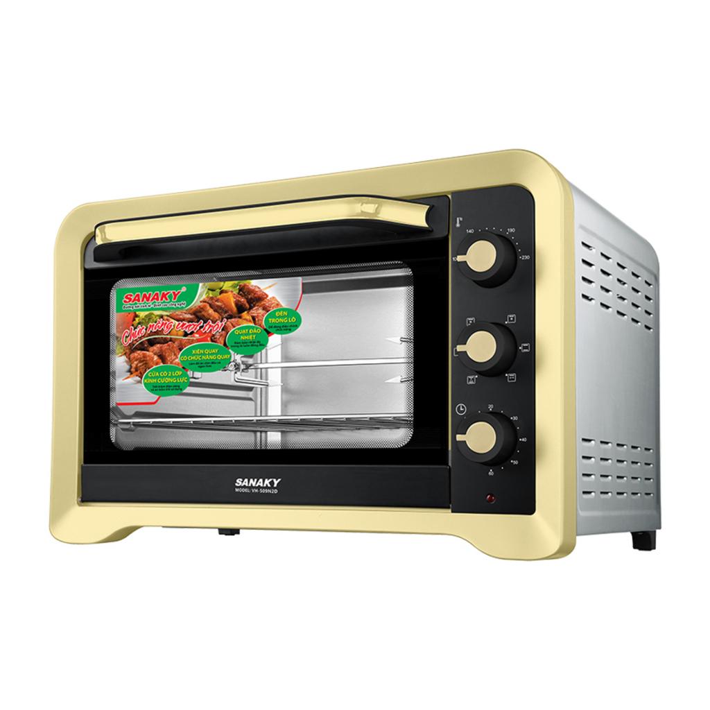 Quạt đối lưu + 4 thanh nhiệt giúp phân phối nhiệt đều trong khoang lò.