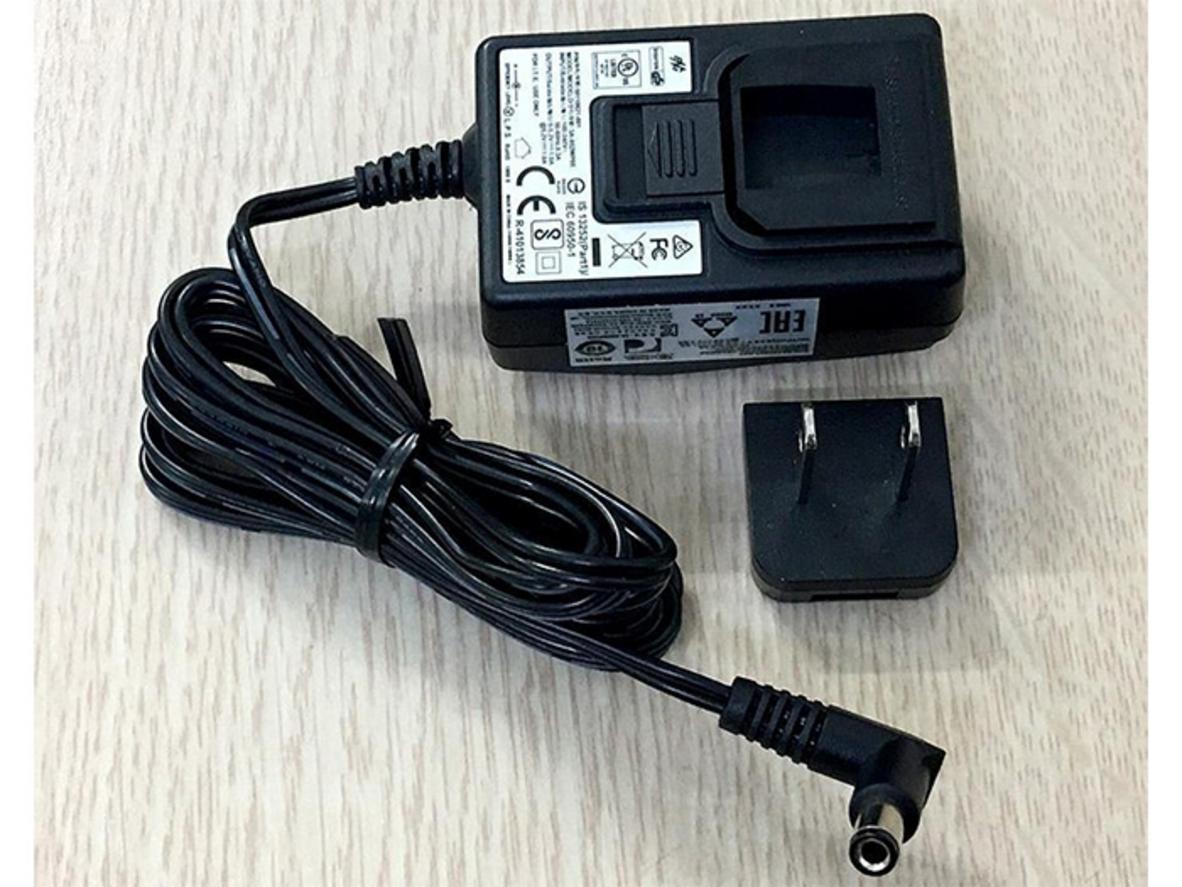 Adapter chính hãng Honeywell cho 1452G/1902G — sạc ổn định, tương thích hoàn hảo.