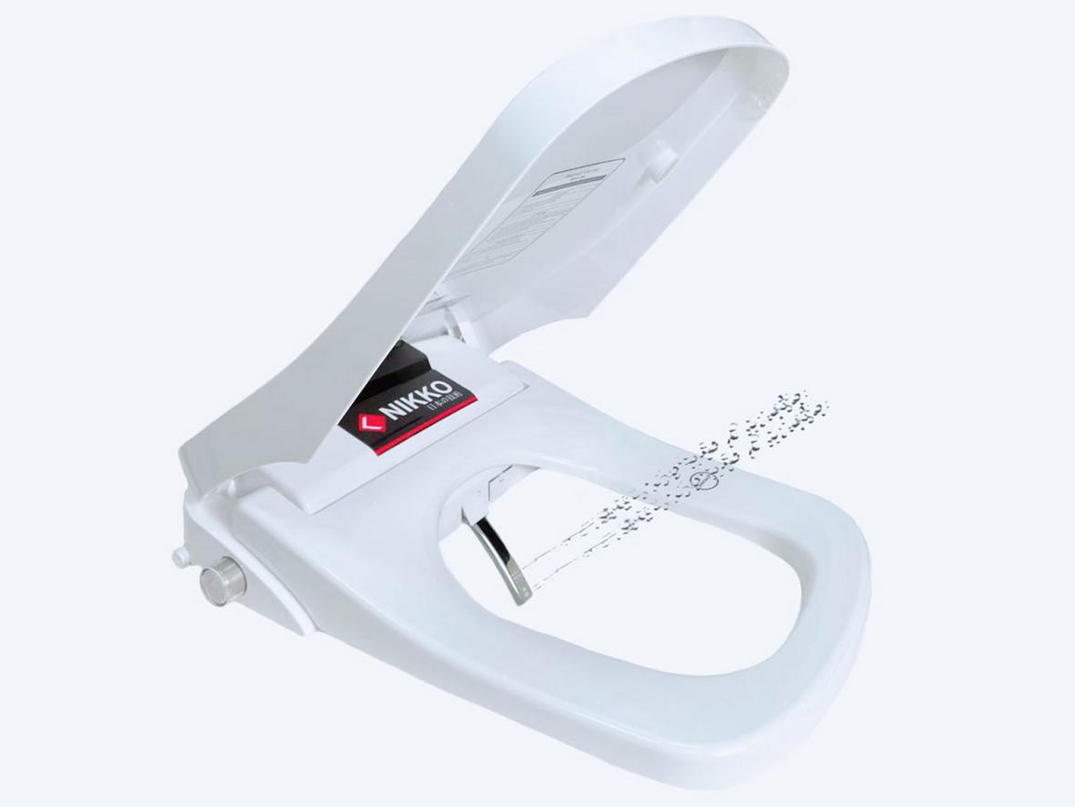 Nikko P86183 — nắp bồn cầu vuông hiện đại, tạo cảm giác ấm áp như spa tại gia.