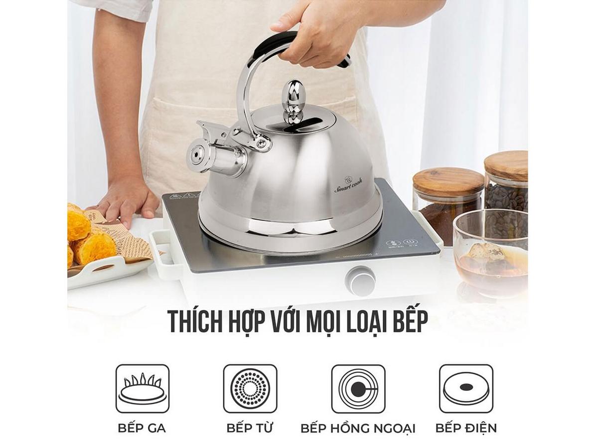 Ấm đun nước inox Smartcook SM8280OL - 2.5L: nhỏ gọn, đun nhanh, an toàn cho gia đình.
