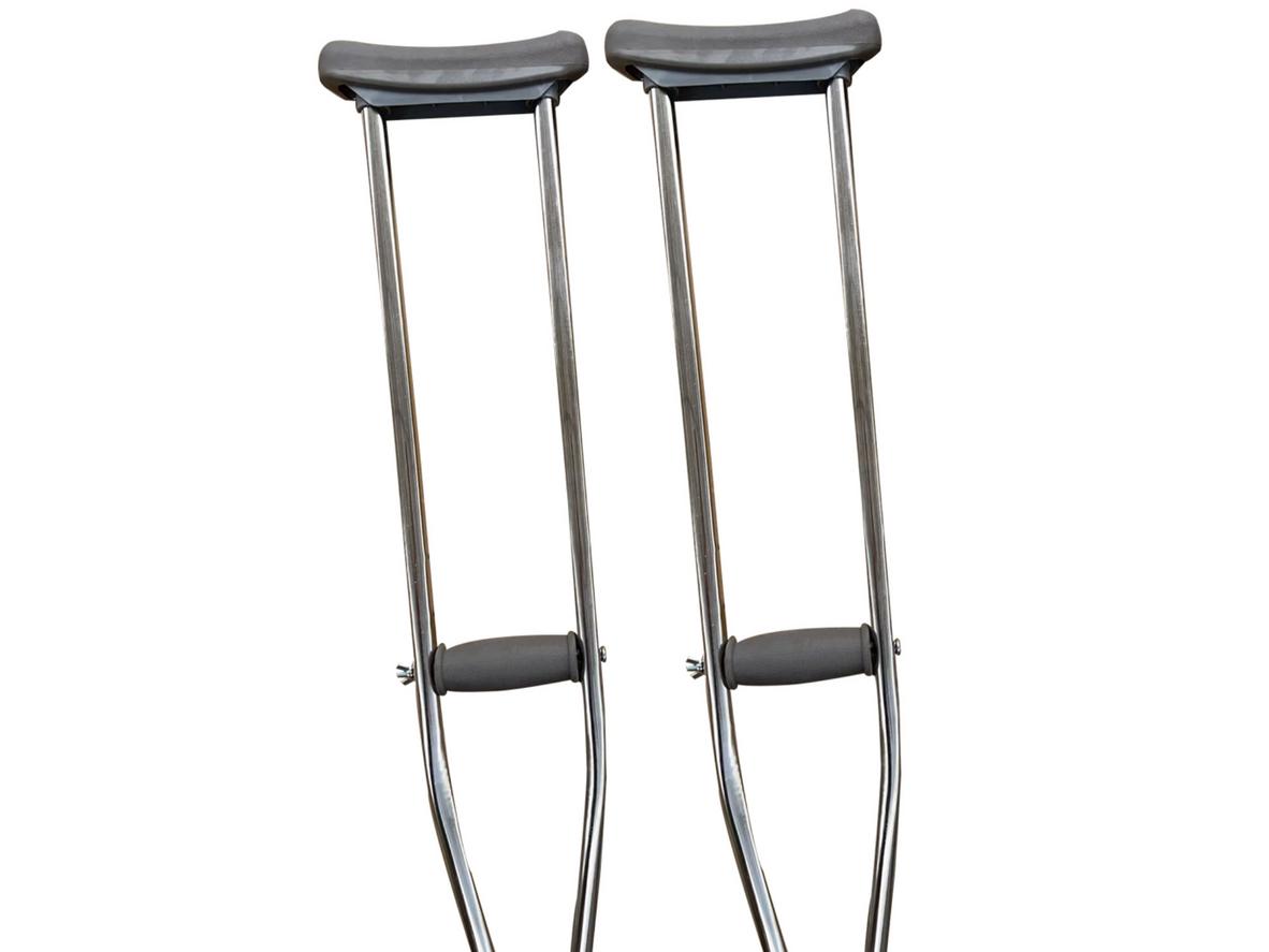 Bề mặt inox chống gỉ — dễ vệ sinh, bền theo thời gian.