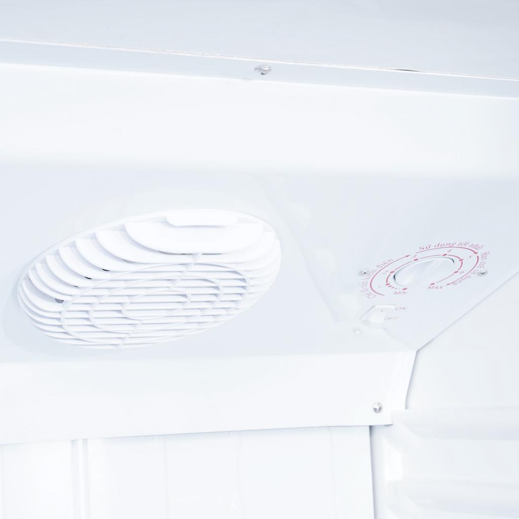 Inverter giúp giảm tiêu thụ điện ~50% so với tủ không inverter.