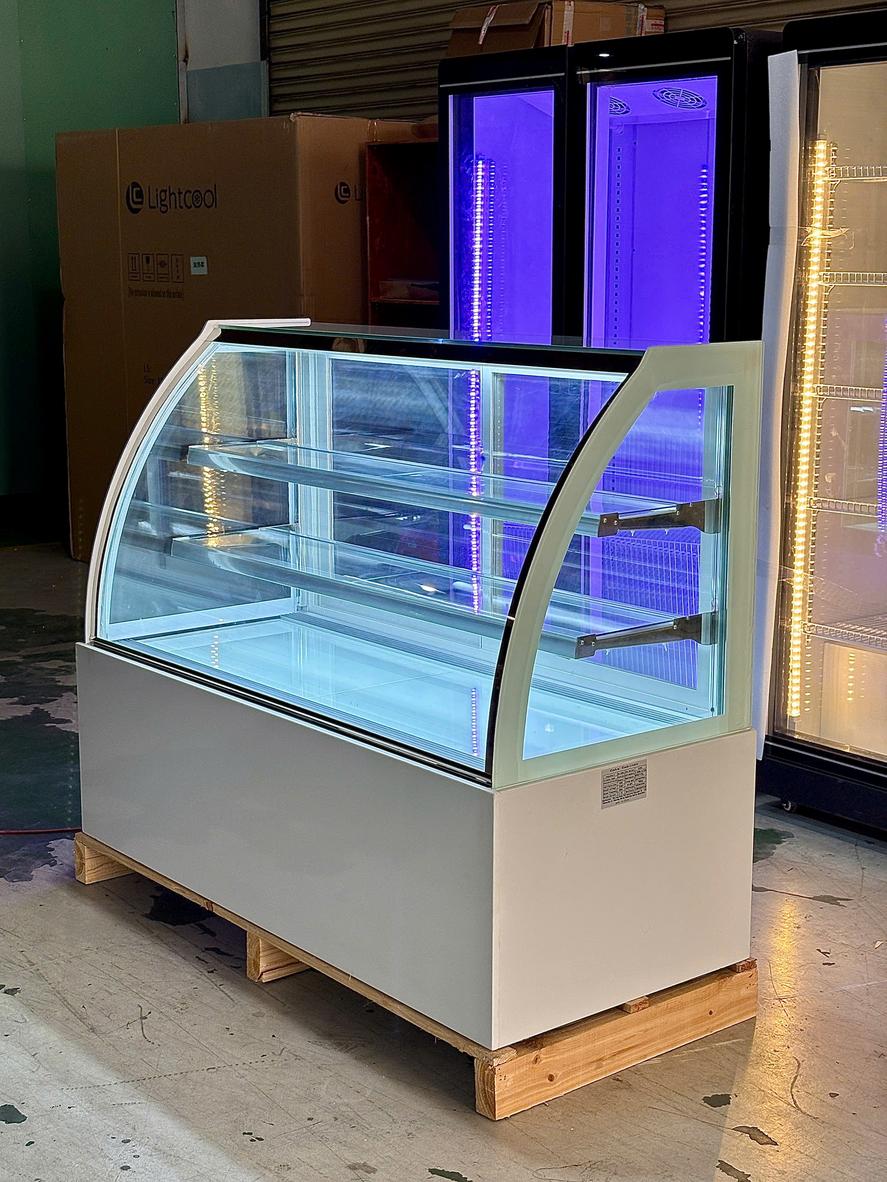 Kích thước và phân tầng trưng bày