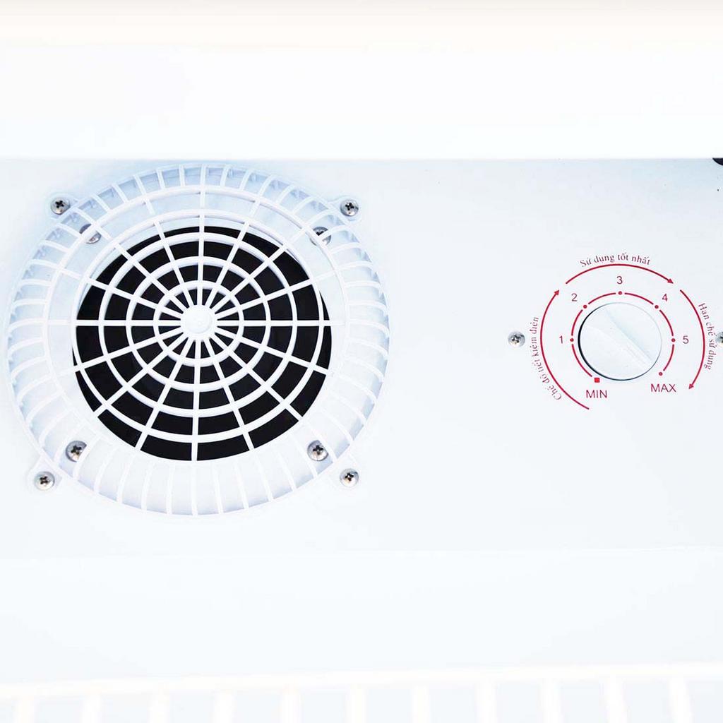 Low‑E và LED giúp trưng bày rõ nét, ít đọng sương.