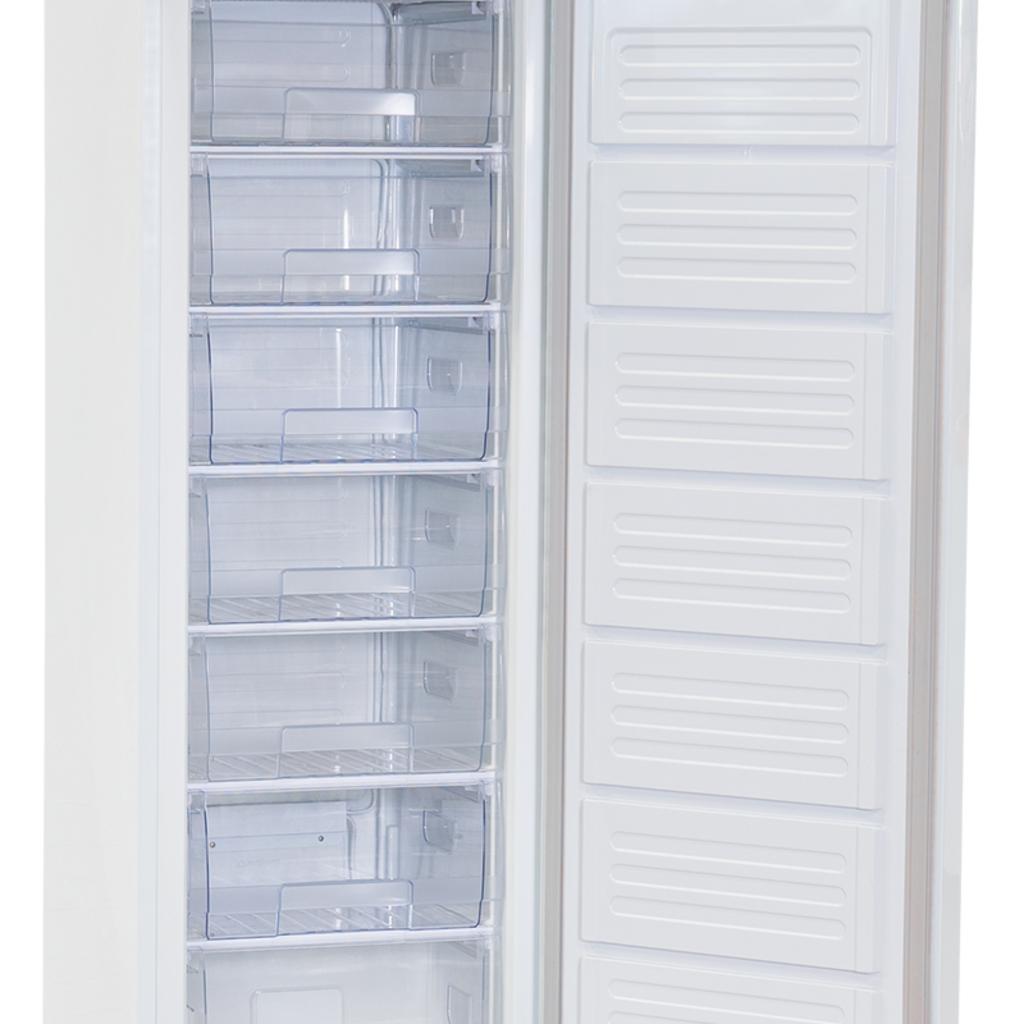 Dàn lạnh 360° cho hơi lạnh đi đều khắp, đông sâu và nhanh.