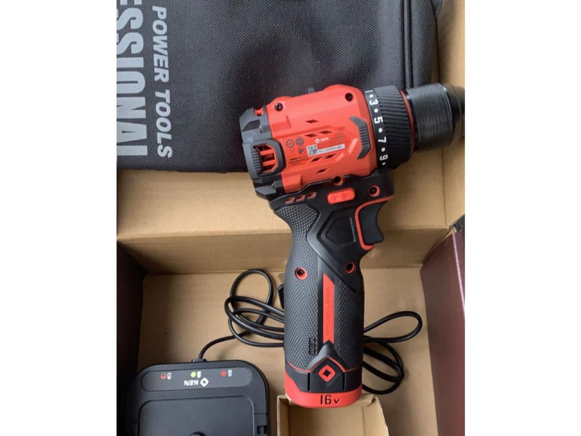 Lực siết 60Nm và 2 cấp tốc độ