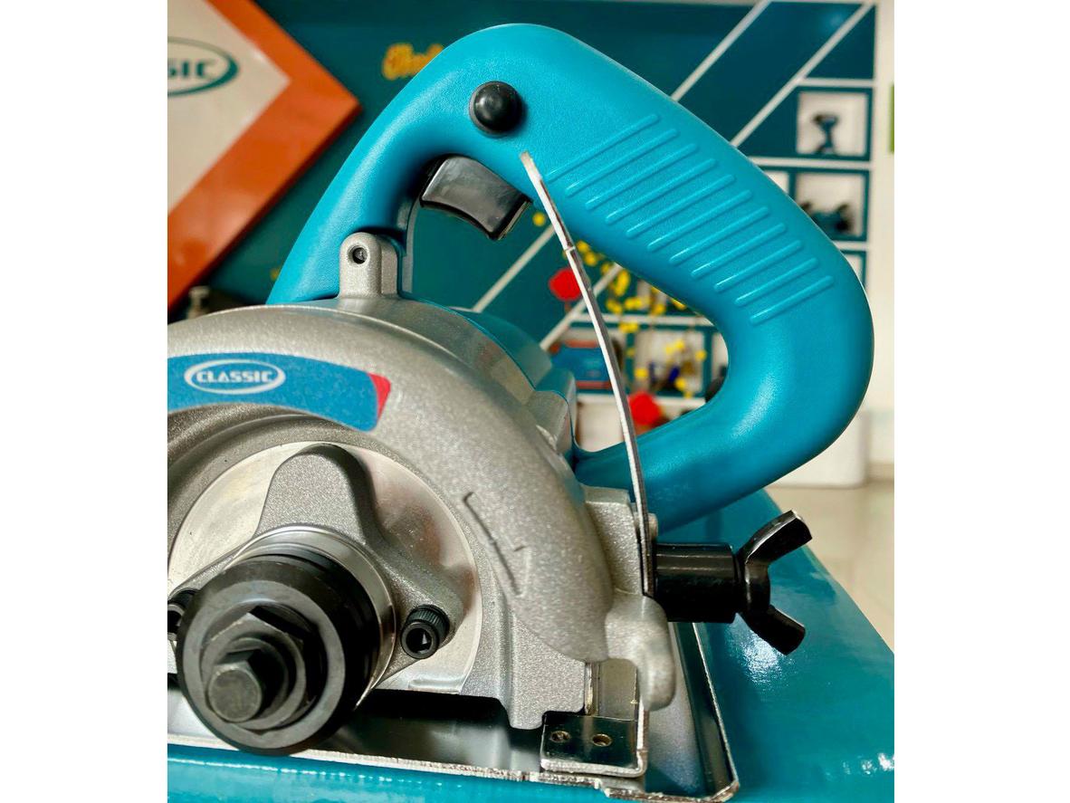 Lưỡi 110mm cho đường cắt mịn và ít mẻ.