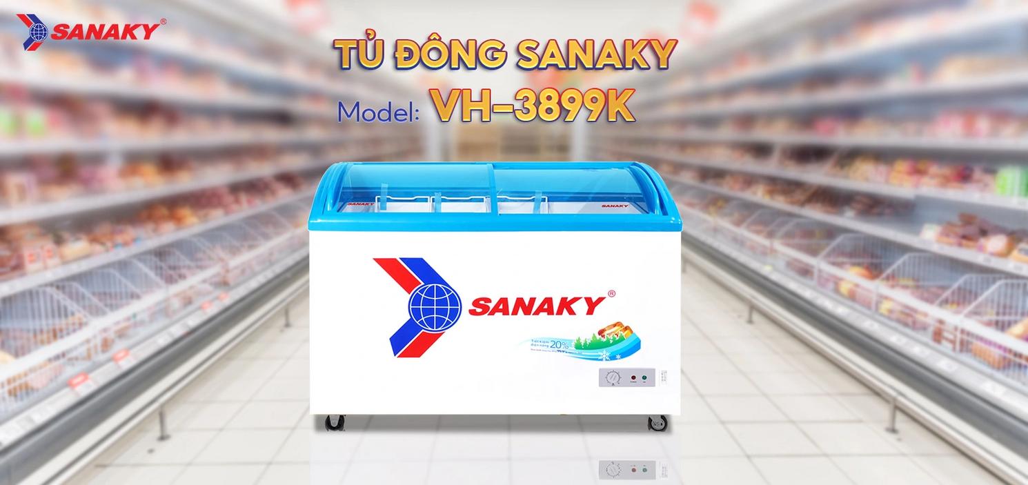 Mặt kính cong trưng bày — tăng tính hấp dẫn sản phẩm; ImagePrompt: 'Curved glass display freezer in a mini-mart setting, products visible, warm store lighting.'