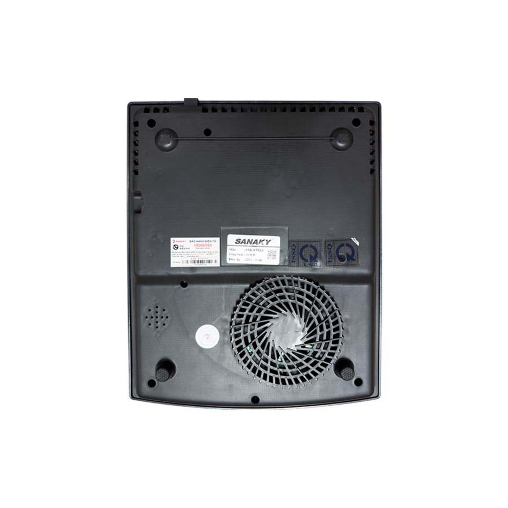 Mặt kính cường lực — vệ sinh dễ dàng.