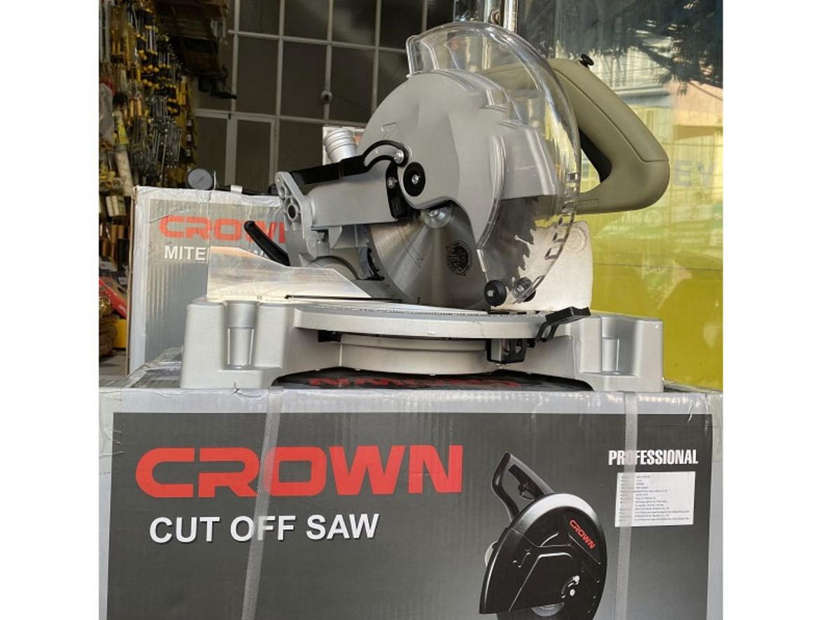 Tổng quan Máy cắt đa năng Crown CT15111 (1.600W, 255mm)