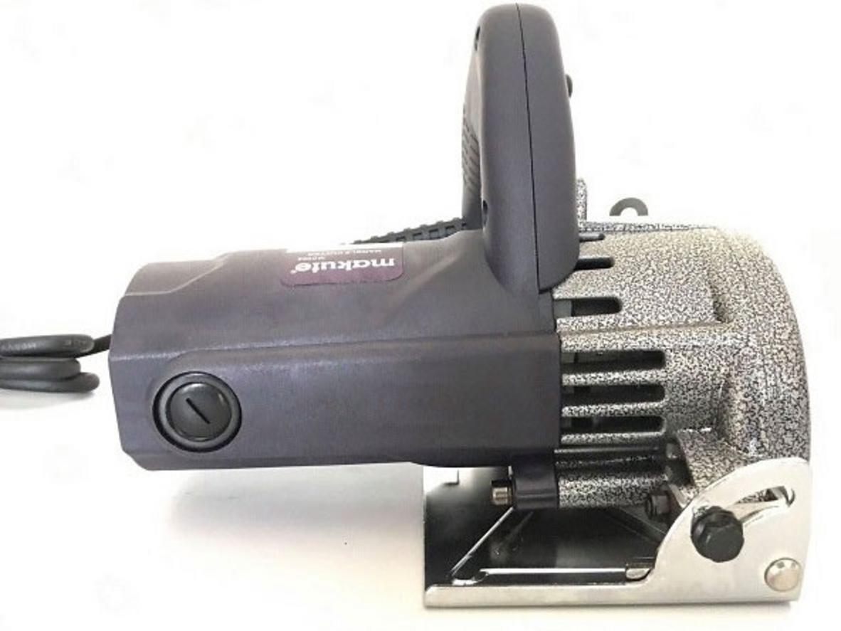 Lưỡi 110mm và độ sâu 45mm