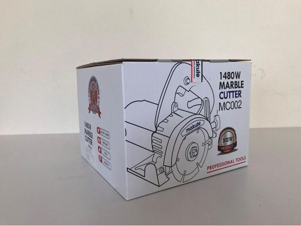 Thiết kế gọn nhẹ và an toàn Makute MC002